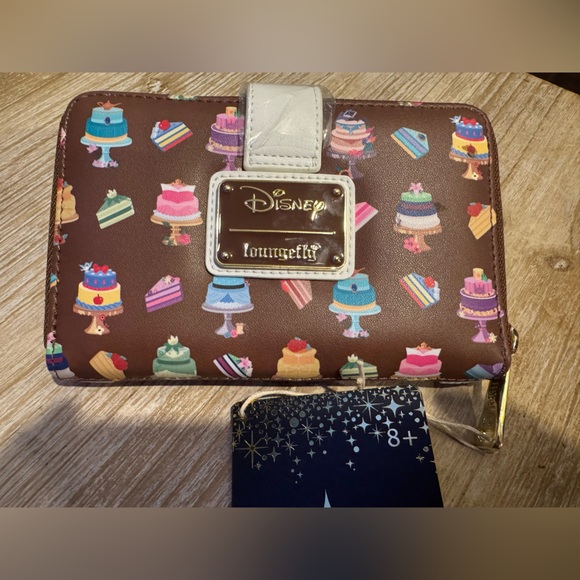 Disney Loungefly Princess Cakes Zip Around Wallet - Picture 5 of 9